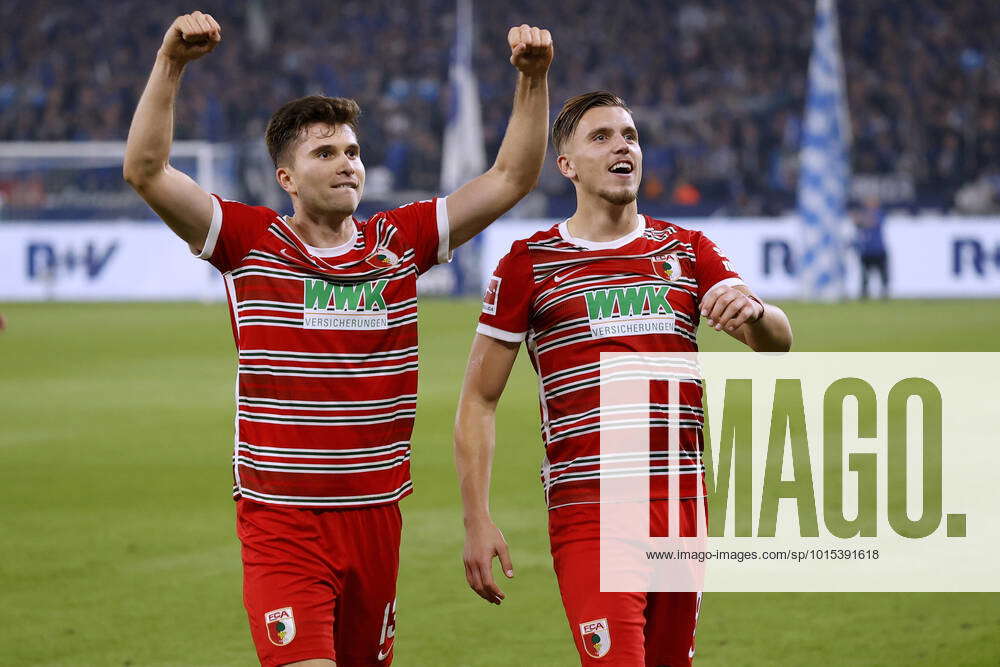 DEMIROVIC Ermedin Team FC Augsburg Jubelt Nach Dem Sieg Mit REXHBECAJ ...