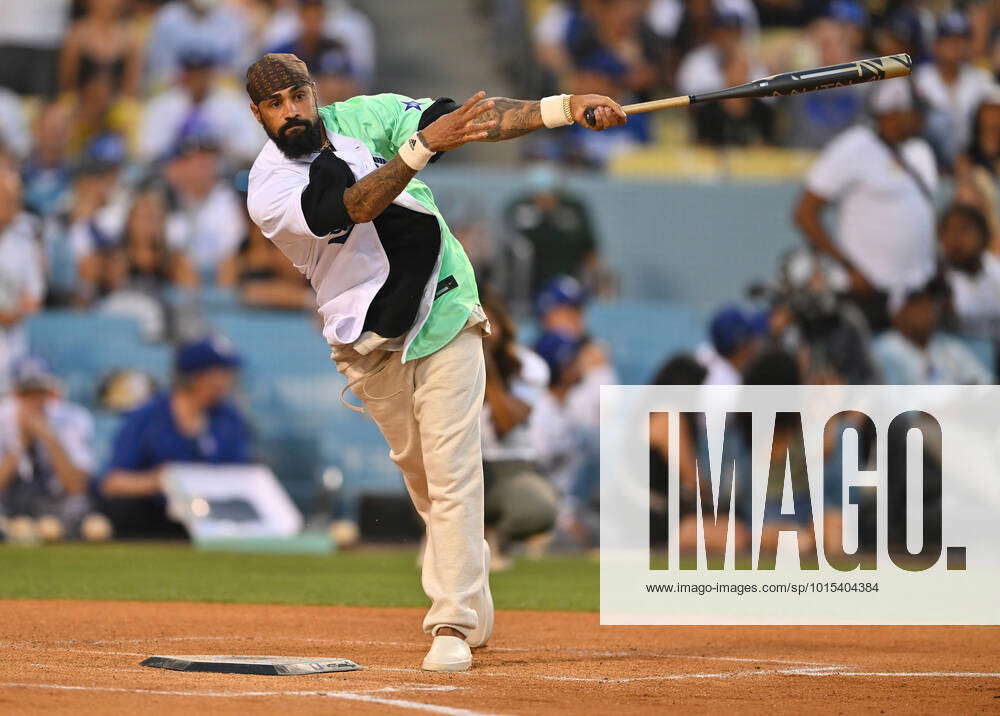 What is 2022 M-Lb All-Star Celebrity Softball Game Los Angeles