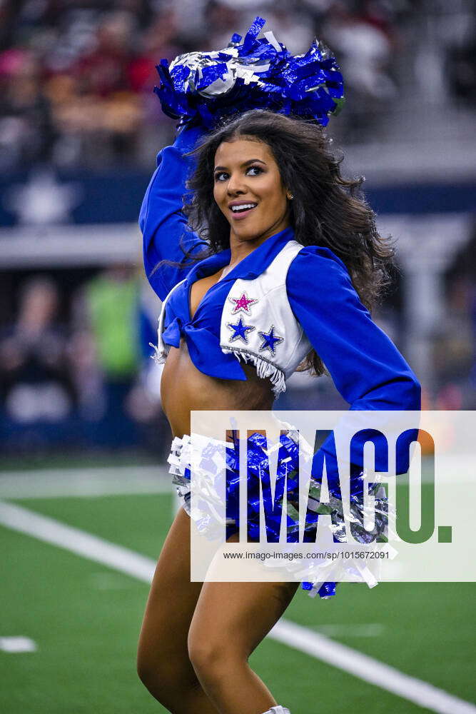 Dallas Cowboys vs Washington Commanders – Dallas Cowboys Cheerleaders