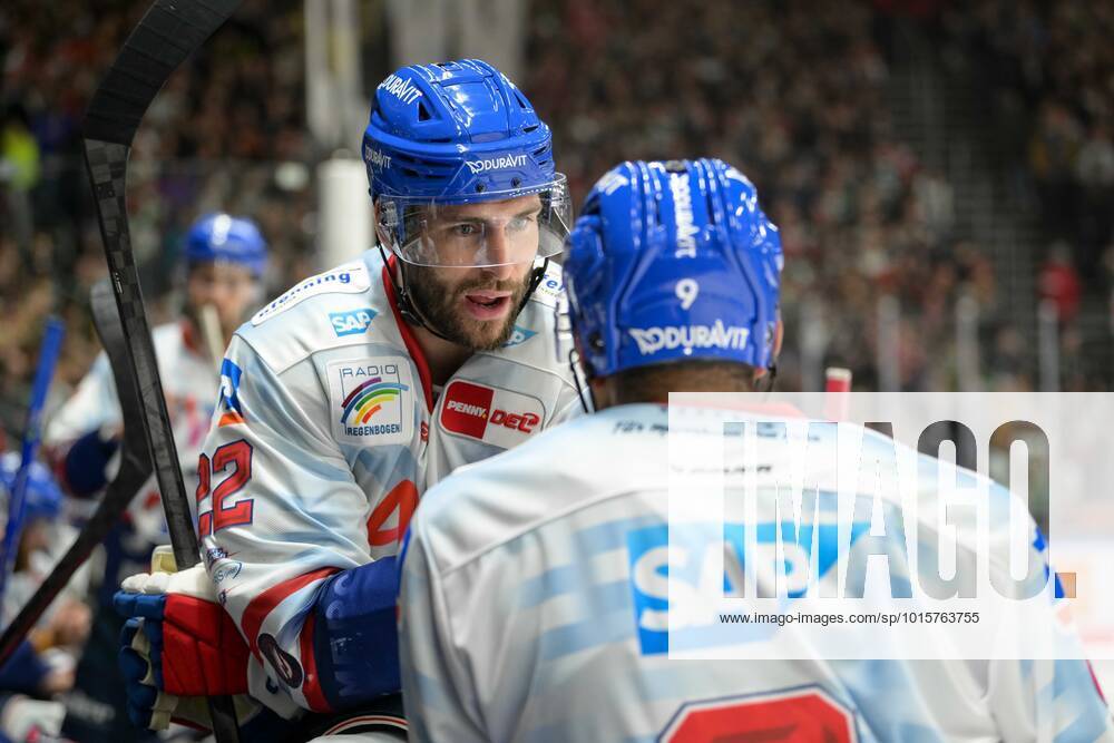 Eishockey, DEL, 20221007, Augsburger Panther - Adler Mannheim. Im Bild ...