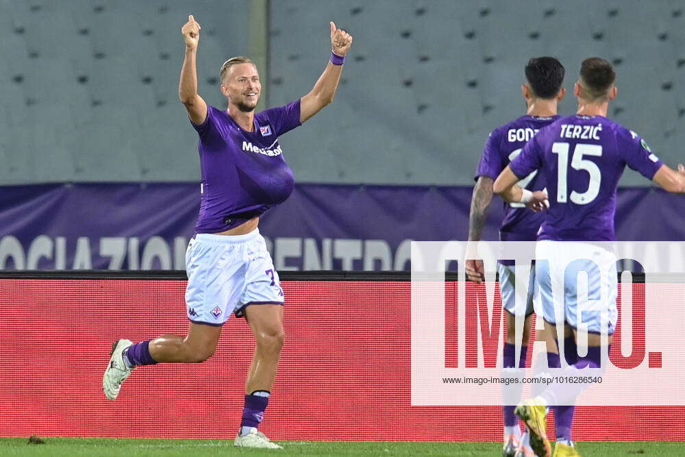 Acf Fiorentina V Heart Of Midlothian Group A Uefa Europa Conference