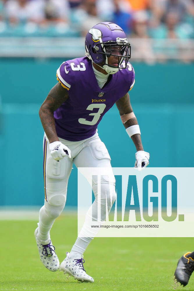 MIAMI GARDENS, FL - OCTOBER 16: Minnesota Vikings cornerback Cameron  Dantzler Sr. (3) watches the qu