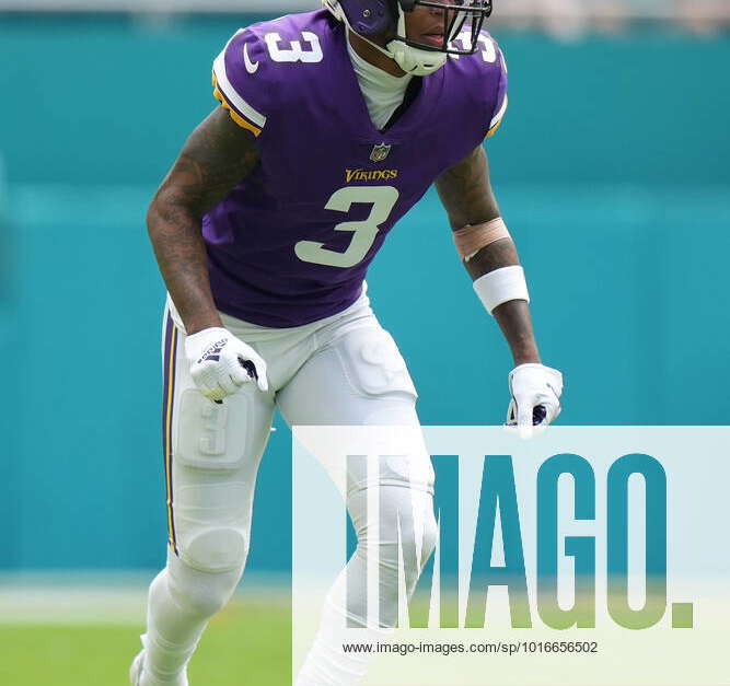 MIAMI GARDENS, FL - OCTOBER 16: Minnesota Vikings cornerback Cameron  Dantzler Sr. (3) watches the qu