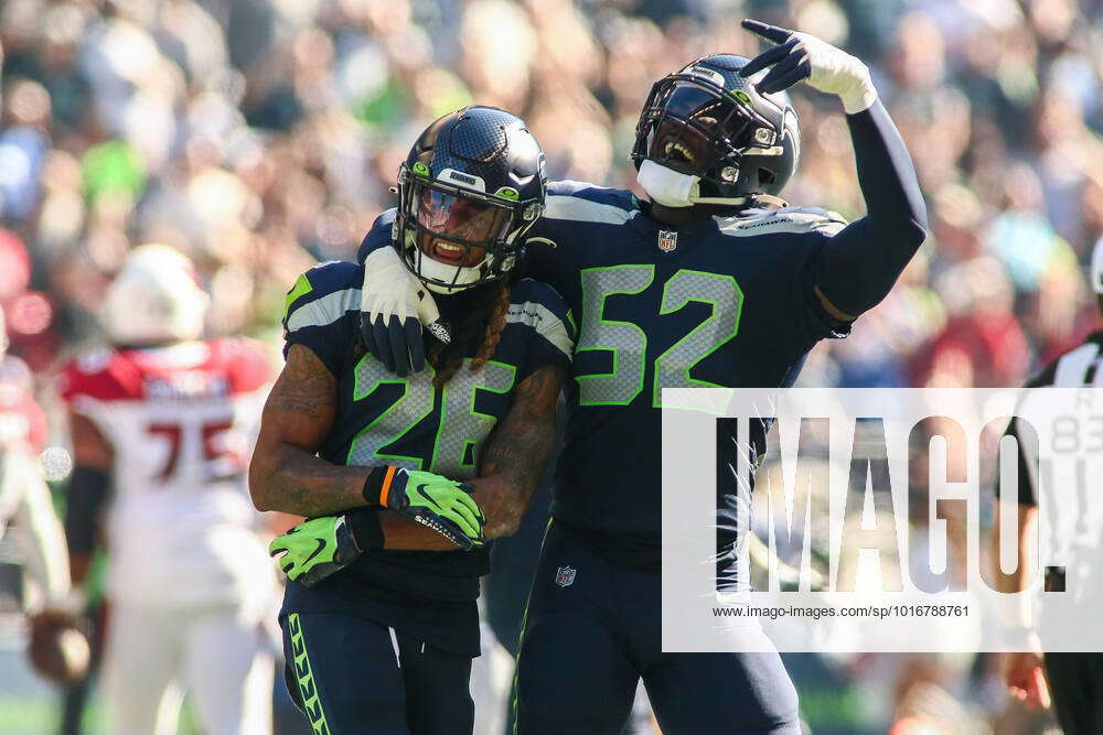 October 16, 2022: Seattle Seahawks linebacker Darrell Taylor (52)  celebrates with Seattle Seahawks s