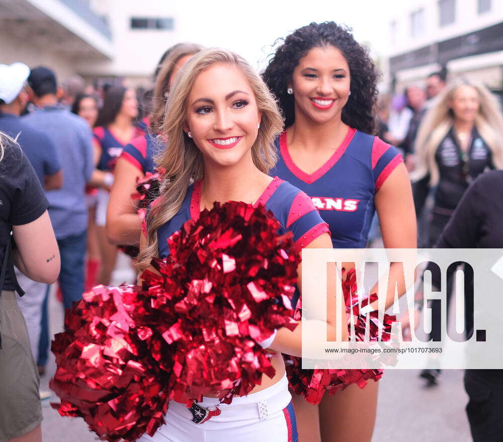 October 23, 2022, Austin, TX, USA: Oct 23, 2022: Houston Texans Cheerleaders  during the Formula 1