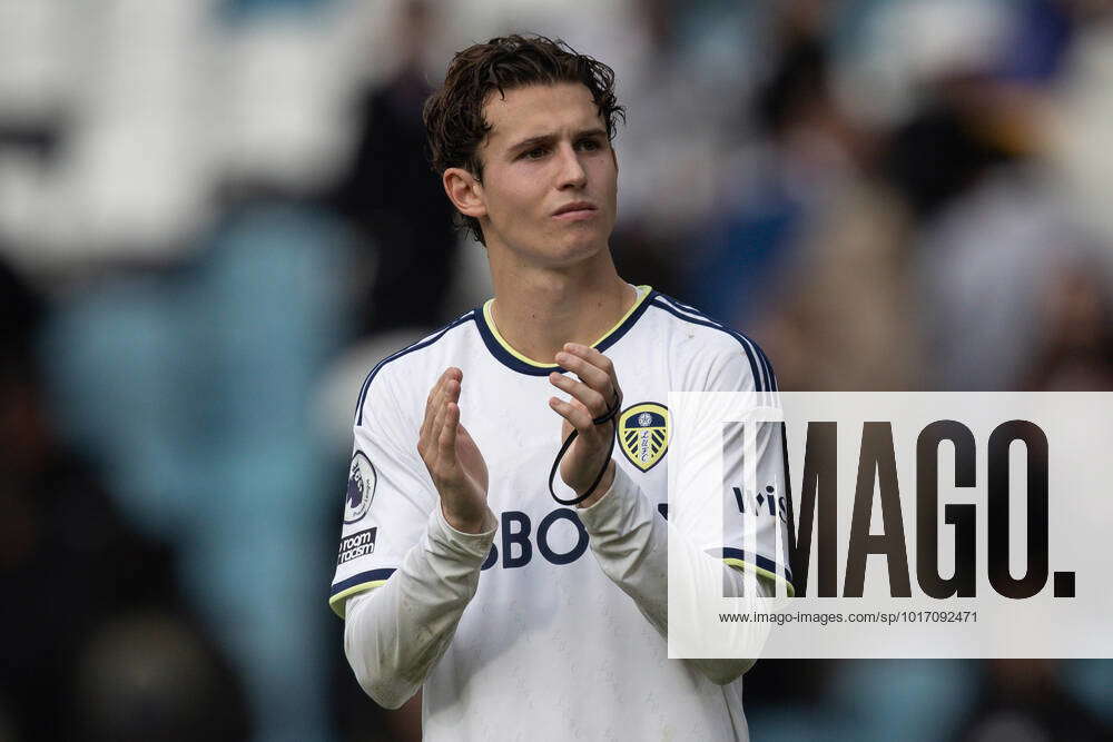 Brenden Aaronson of Leeds United applauds during the Premier