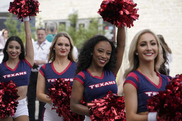 Austin, Texas, USA. 22nd Oct, 2022. Oct. 23 2022: Texans cheerleaders  during the Formula 1 Aramco United States Grand Prix 2022 in Austin TX at  Circuit of The Americas. Brook Ward/Apparent Media