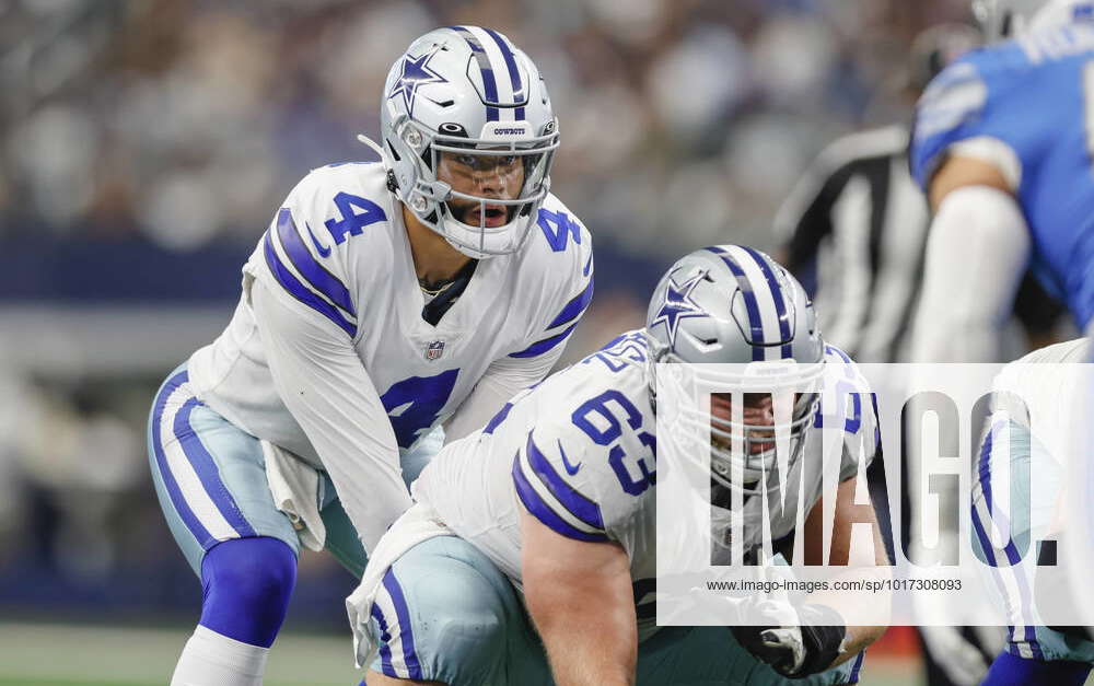 Dallas Cowboys quarterback Dak Prescott (4) scrambles before throwing a  pass during an NFL football game against the Detroit Lions in Arlington,  Texas, Sunday, Oct. 23, 2022. (AP Photo/Tony Gutierrez Stock Photo - Alamy