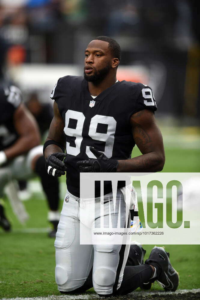 LAS VEGAS, NV - OCTOBER 23: Las Vega Raiders DE Clelin Ferrell warms up  priorto an NFL,