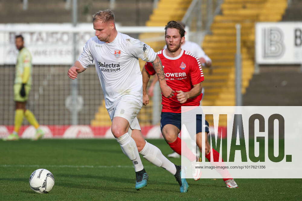 Krefeld, Germany, 30 10 2022 Kevin Weggen KFC Uerdingen and Luca Thuyl ...