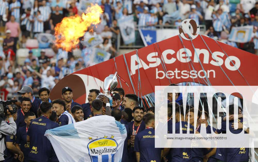 Futbol, Deportes Recoleta vs Magallanes Fecha 30, campeonato de ascenso