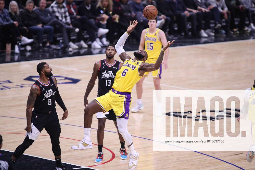 LOS ANGELES, CALIF. - NOV. 9, 2022. Lakers forward LeBron James