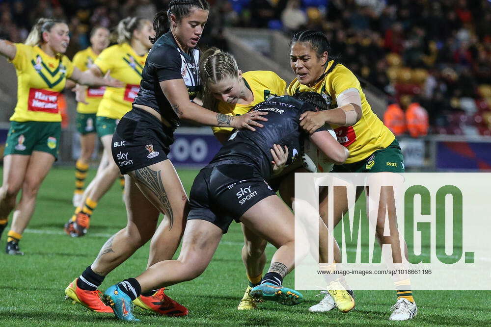 Australia Women V New Zealand Women 2021 Rugby League World Cup Womens Tarryn Aiken And Simaima