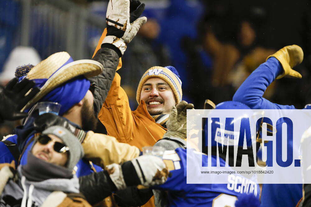 November 13, 2022, WINNIPEG, MB, CANADA: Winnipeg Blue Bombers Fans ...