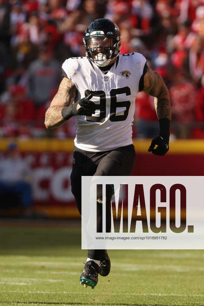 kansas-city-mo-november-13-jacksonville-jaguars-defensive-end-adam