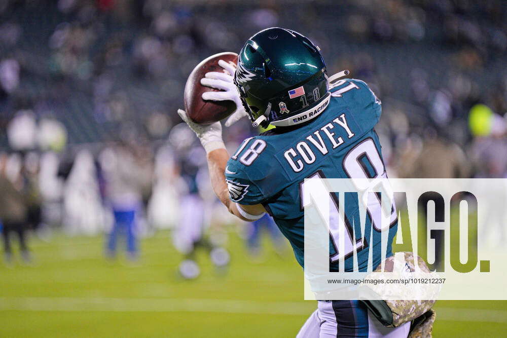 PHILADELPHIA, PA - NOVEMBER 14: Philadelphia Eagles wide receiver Britain  Covey (18) warms up during