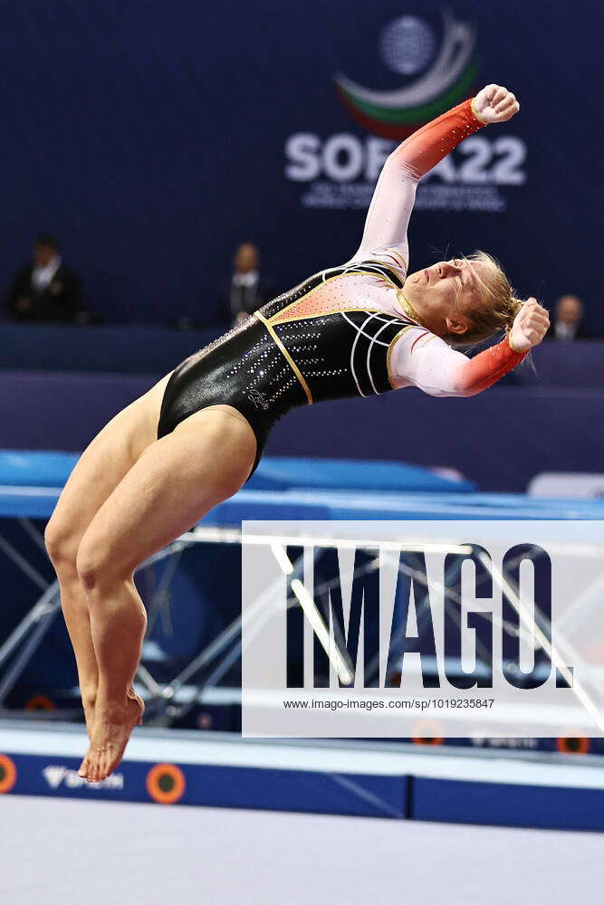 Tumbling (sport) - Wikipedia