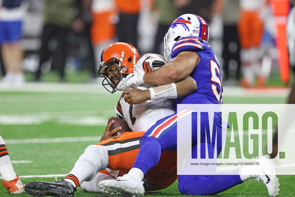 Buffalo Bills vs Cleveland Browns Cleveland Browns quarterback Jacoby  Brissett (7) is tackled by Buf