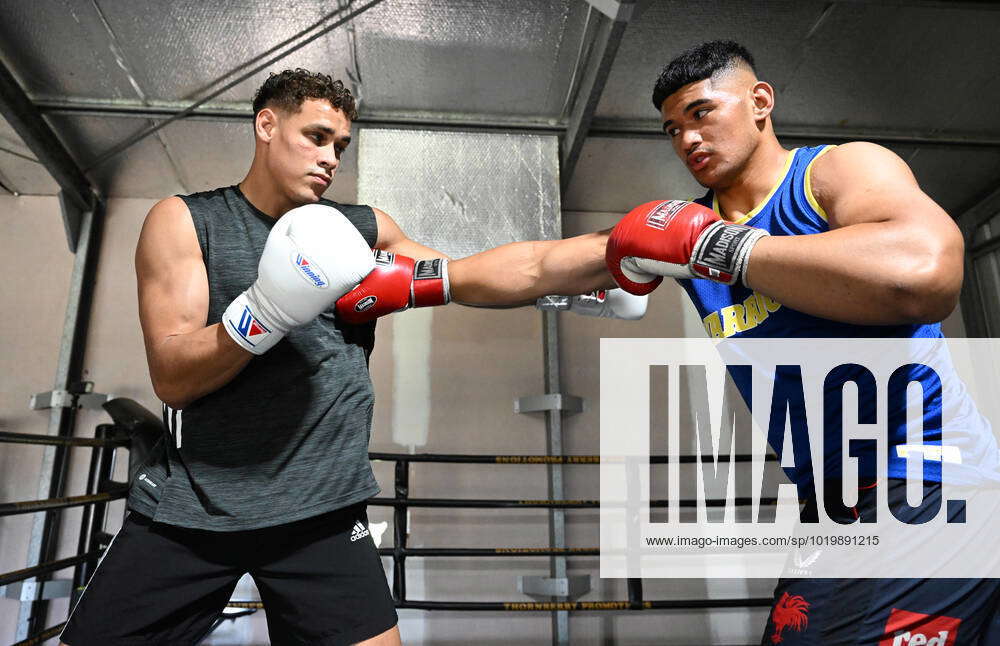 BOXING LEAPAI JNR NYIKA, Australian boxer Alex Leapai Jnr (right) is ...