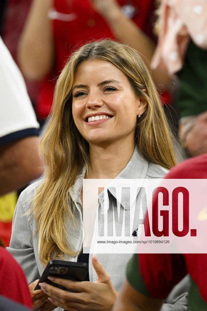 Alicia Verrando femme de BERNARDO SILVA FOOTBALL : WAGS - Portugal vs ...