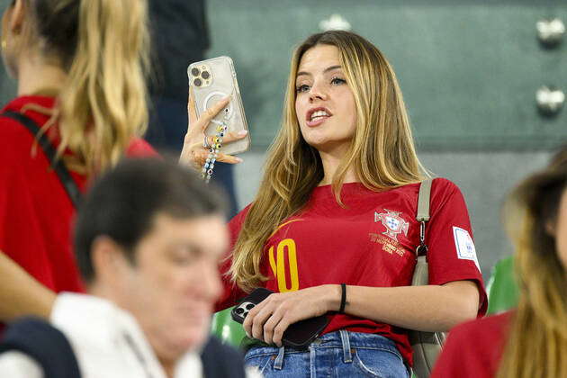 Alicia Verrando femme de BERNARDO SILVA FOOTBALL : WAGS - Portugal vs ...