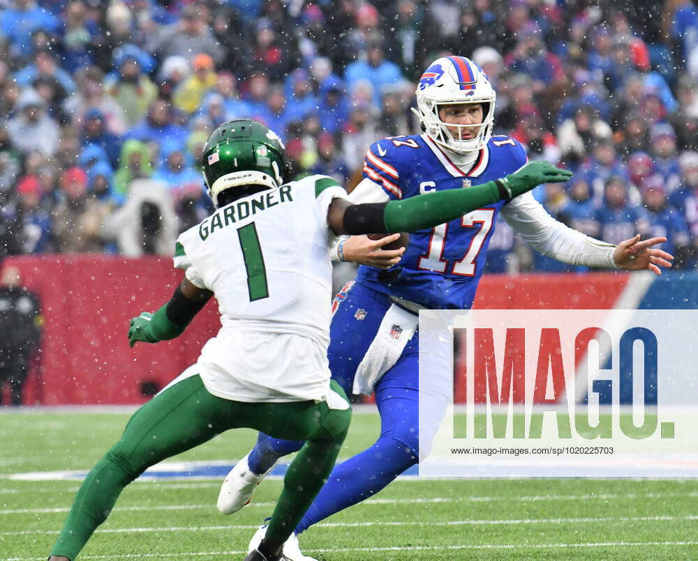 NFL, American Football Herren, USA New York Jets at Buffalo Bills Dec 11,  2022; Orchard Park