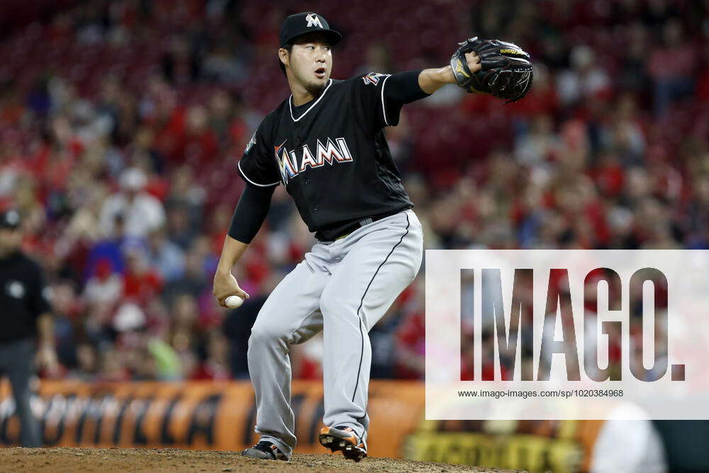 GALLERY: Miami Marlins at Cincinnati Reds, May 4