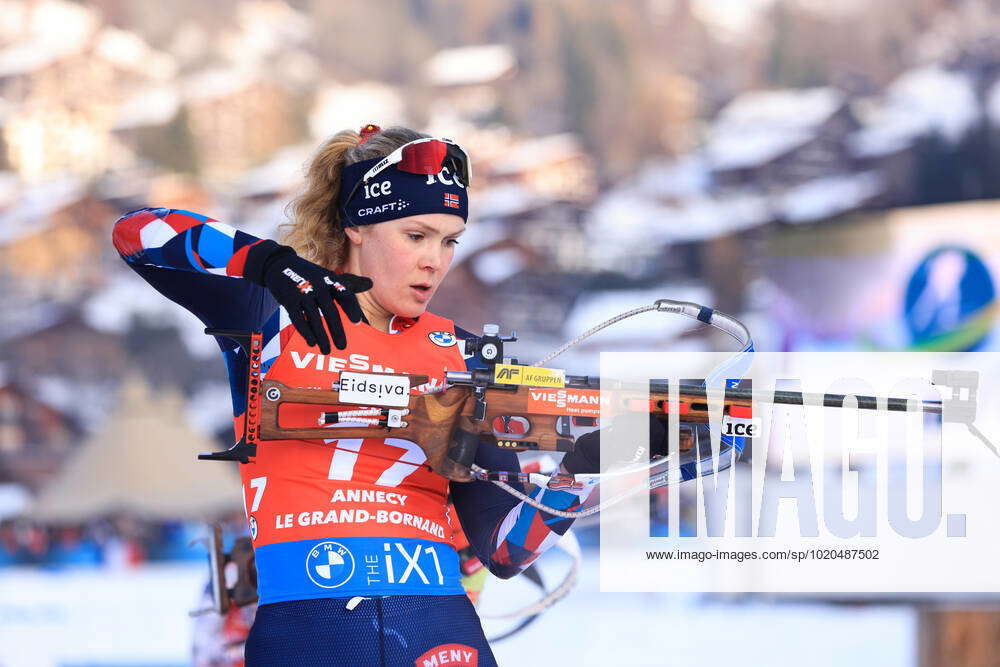 221217 Karoline Offigstad Knotten of Norway competing in womens 10 km