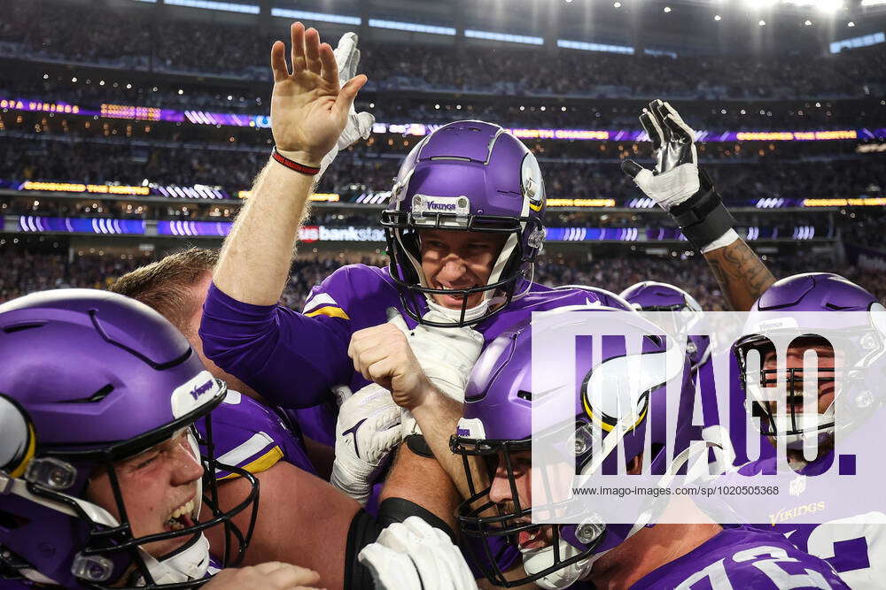 What channel is Minnesota Vikings game today? (12/17/2022