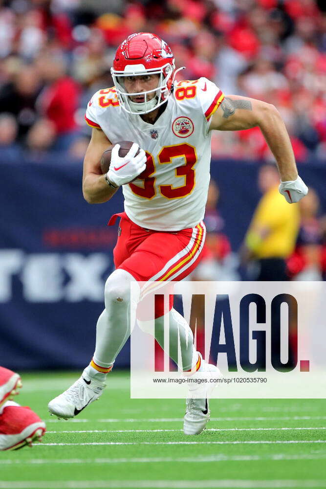 HOUSTON, TX - DECEMBER 18: Kansas City Chiefs tight end Noah Gray (83)  warms up during the