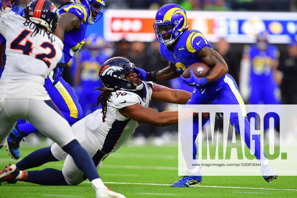 Denver Broncos vs Los Angeles Rams - December 25, 2022