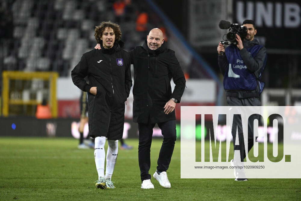 Anderlecht's head coach Brian Riemer celebrates during a soccer