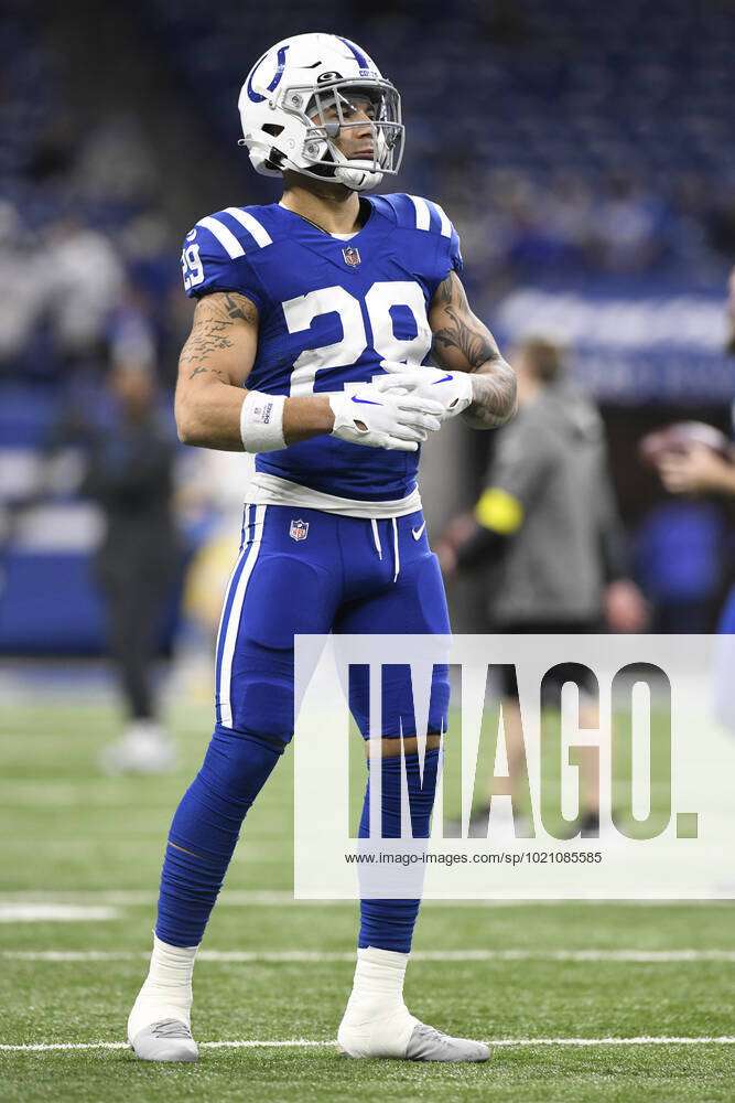 INDIANAPOLIS, IN - DECEMBER 26: Indianapolis Colts running back Jordan  Wilkins (29) warms up before
