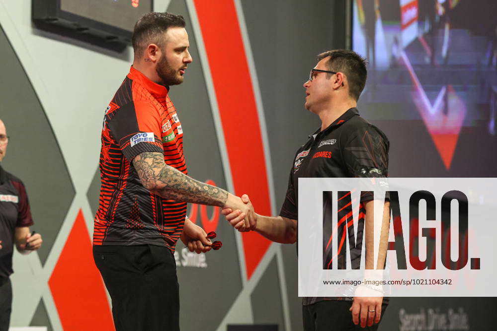 Darts PDC World Darts Championship Joe Cullen hits a double and