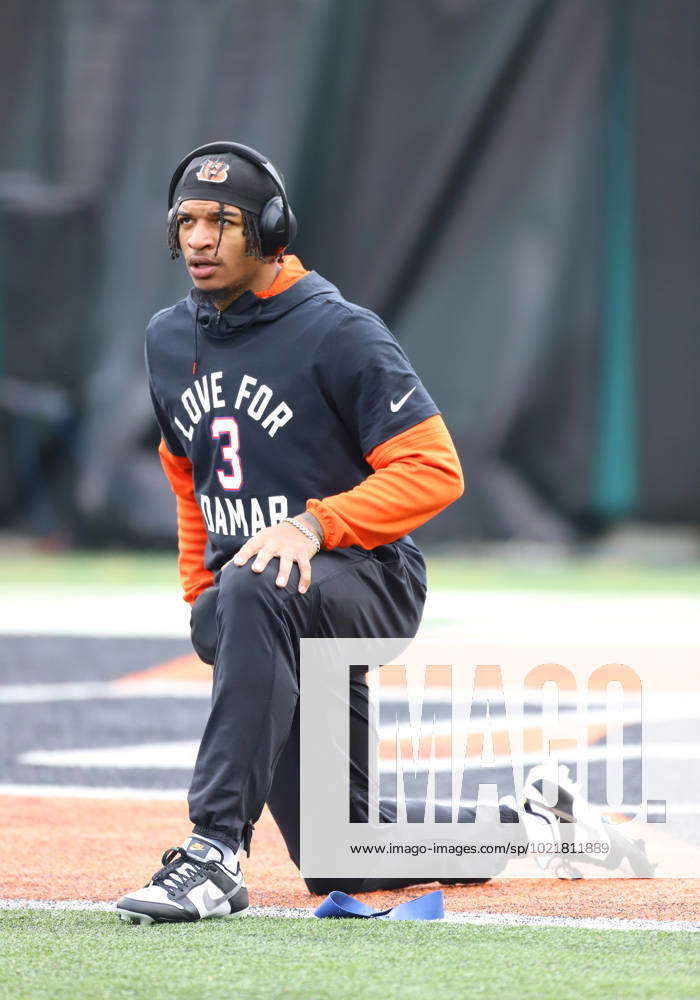 CINCINNATI, OH - JANUARY 08: Cincinnati Bengals wide receiver Ja