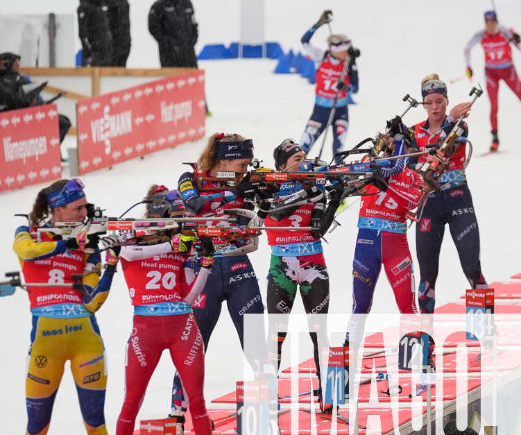 Hanne Oeberg (Schweden),Elisa Gasparin (Schweiz), Karoline Offigstad