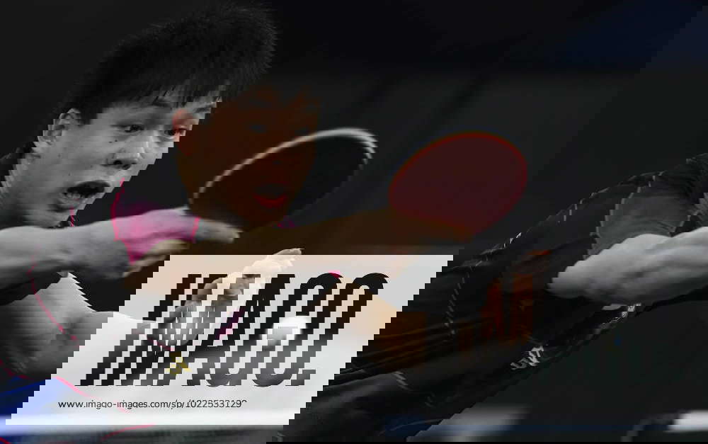 230119-doha-jan-19-2023-feng-yi-hsin-competes-during-the-men