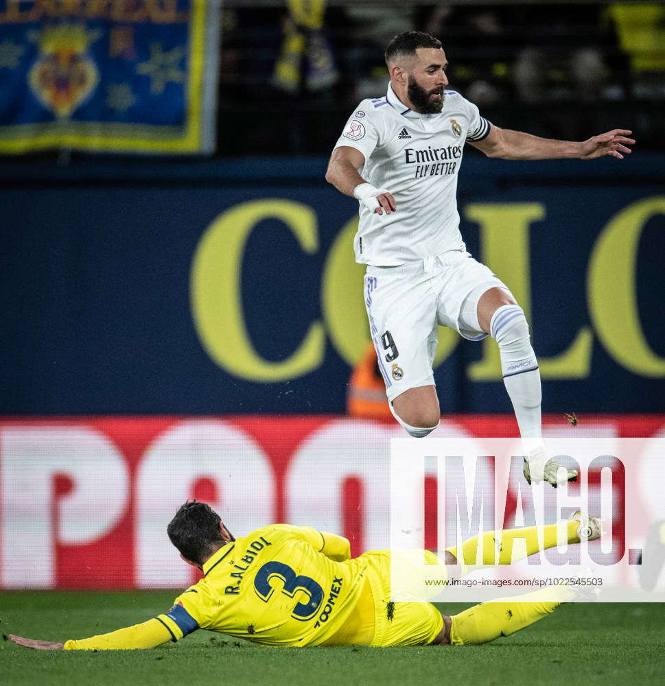Villarreal vs Real Madrid Benzema in action during the game against ...