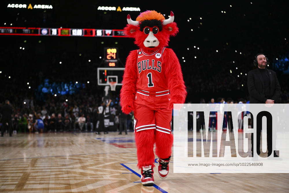 Benny the Bull - Mascotte des Chicago Bulls BASKETBALL : Chicago Bulls ...