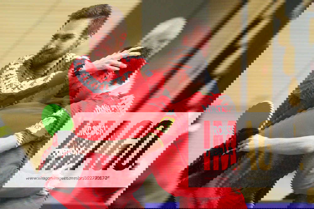 TOMASZ KASICA ANDREI PUTUNTICA CARLO ROSSI 1 FSV MAINZ 05 SV WERDER 