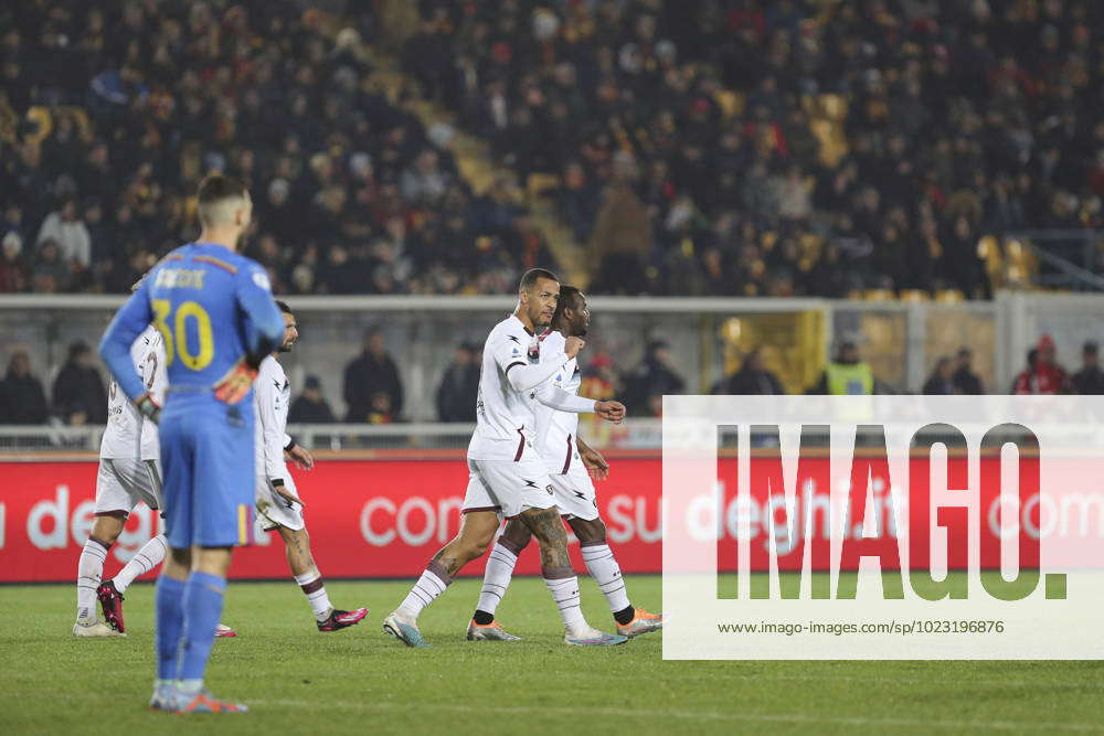 US Lecce v Salernitana - Serie A Ekong (Salernitana) celebrates with