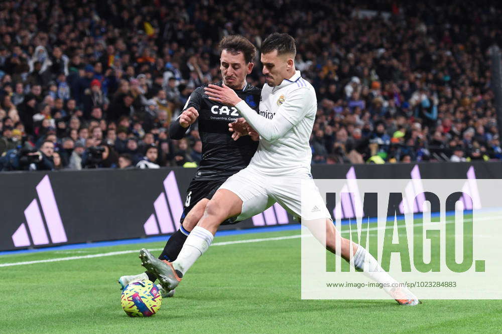 (230130) -- MADRID, Jan. 30, 2023 -- Dani Ceballos (R) of Real Madrid ...