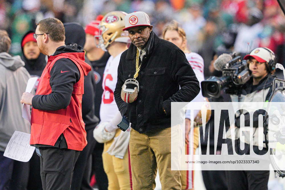 PHILADELPHIA, PA - JANUARY 29: San Francisco 49ers Hall of Fame wide ...