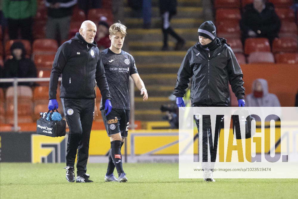 Aberdeen V St Mirren Cinch Scottish Premiership 01-02-2023. St Mirren™s ...