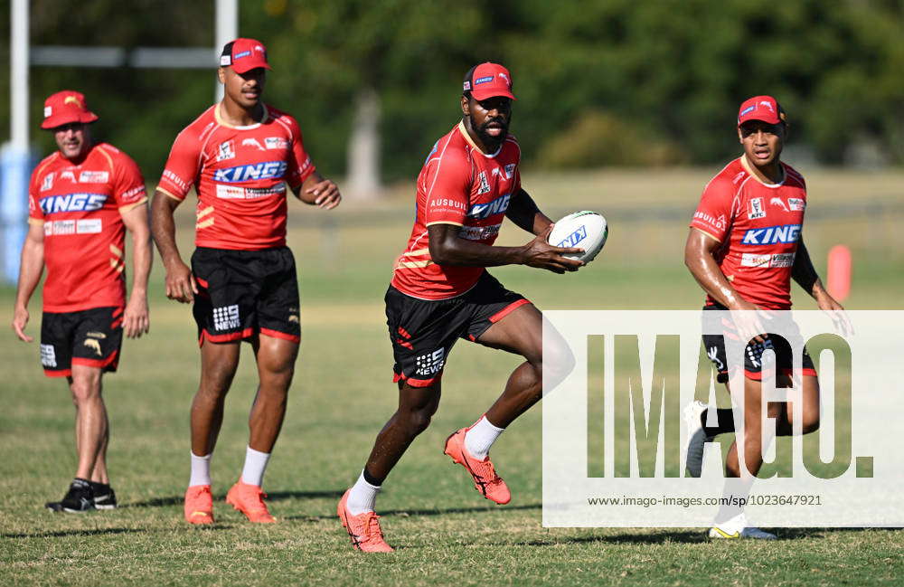 Nrl Dolphins Training Edrick Lee Centre In Action During A Nrl