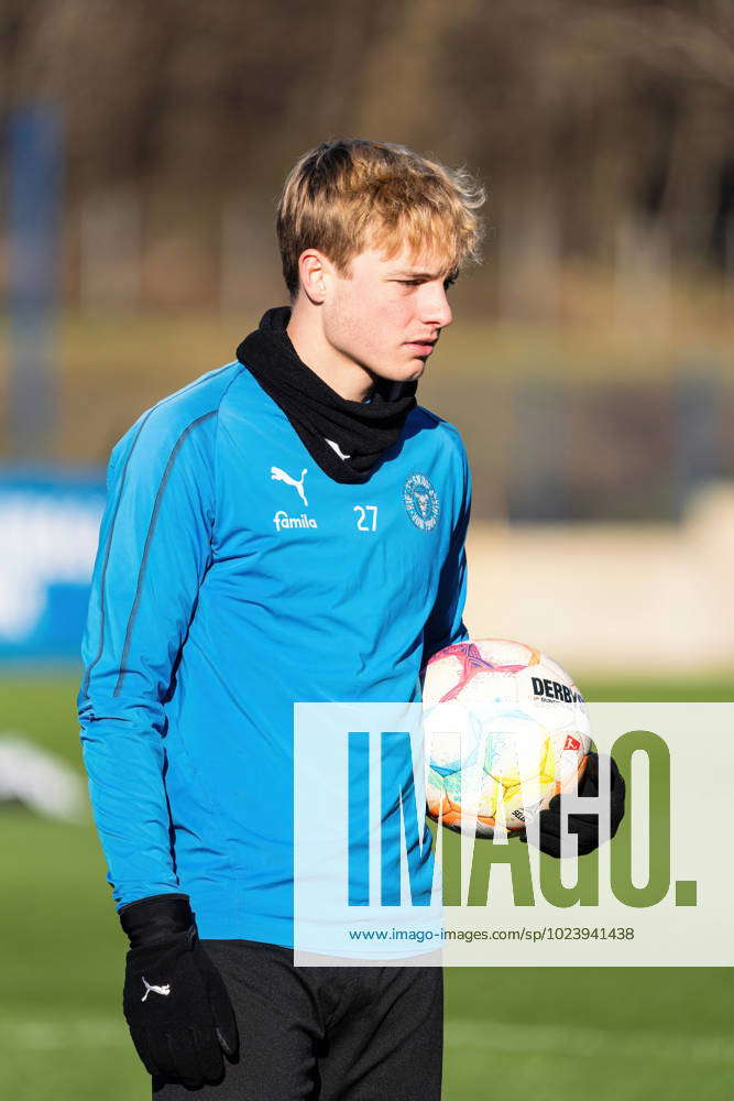 Finn Porath (Holstein Kiel 27) Training Holstein Kiel, Saison 2022 23 ...