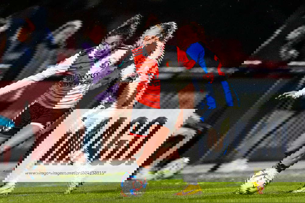 Azerion Vrouwen Eredivisie Feyenoord V1 v SC Heerenveen V1 Rotterdam Sabrine Ellouzi of Feyenoord Azerion Vrouwen Eredivisie Feyenoord V1 v SC Heerenveen V1 Rotterdam Sabrine Ellouzi of Feyenoord