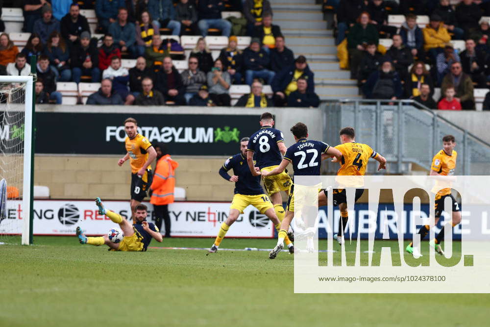 Cambridge United V Oxford United Efl Sky Bet League