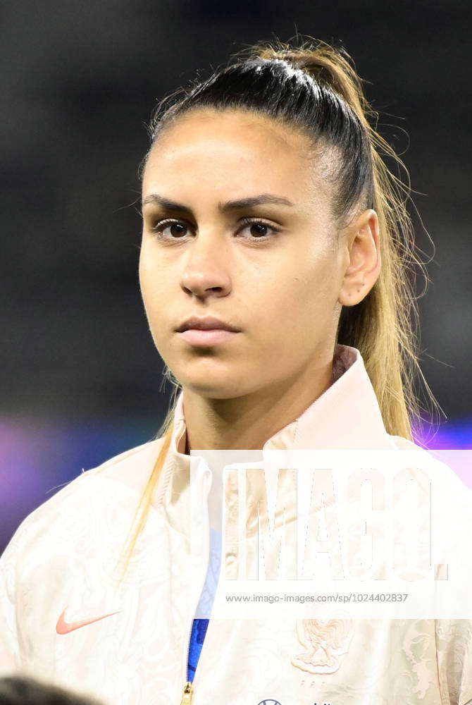 Portrait de MAELLE LAKRAR ( 25