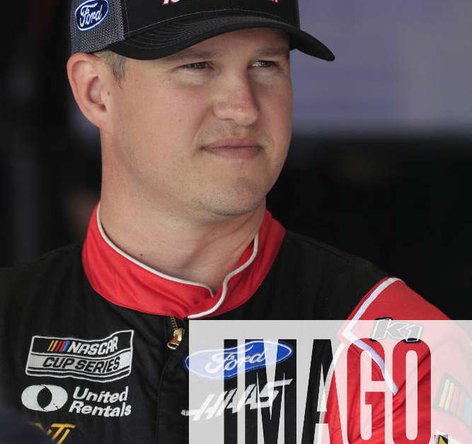 DAYTONA, FL - FEBRUARY 18: Ryan Preece ( 41 Stewart Haas Racing ...